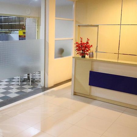 Daya Hotel Makassar Eksteriør bilde